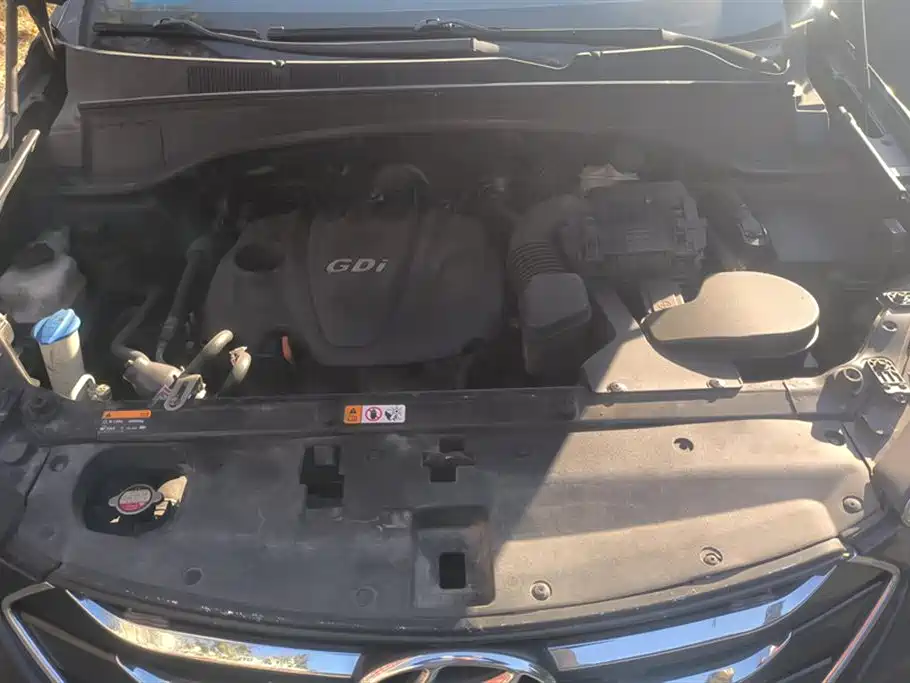 Hyundai Santa Fe 2013 Model 2.4L Automatic 4WD Comfort фото 10