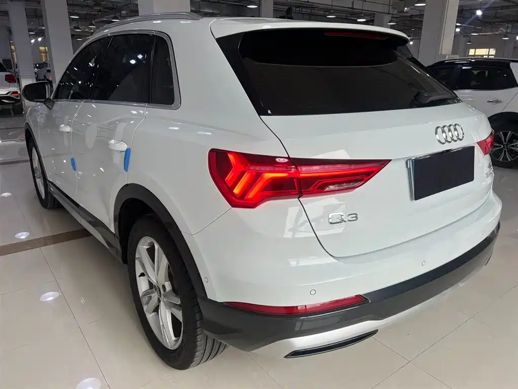 Audi Q3 2021 35 TFSI Fashion Elegance фото 6