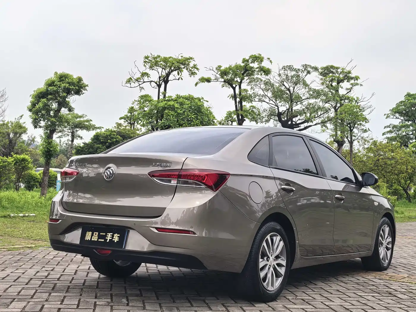 Photo 4 - Buick Excelle