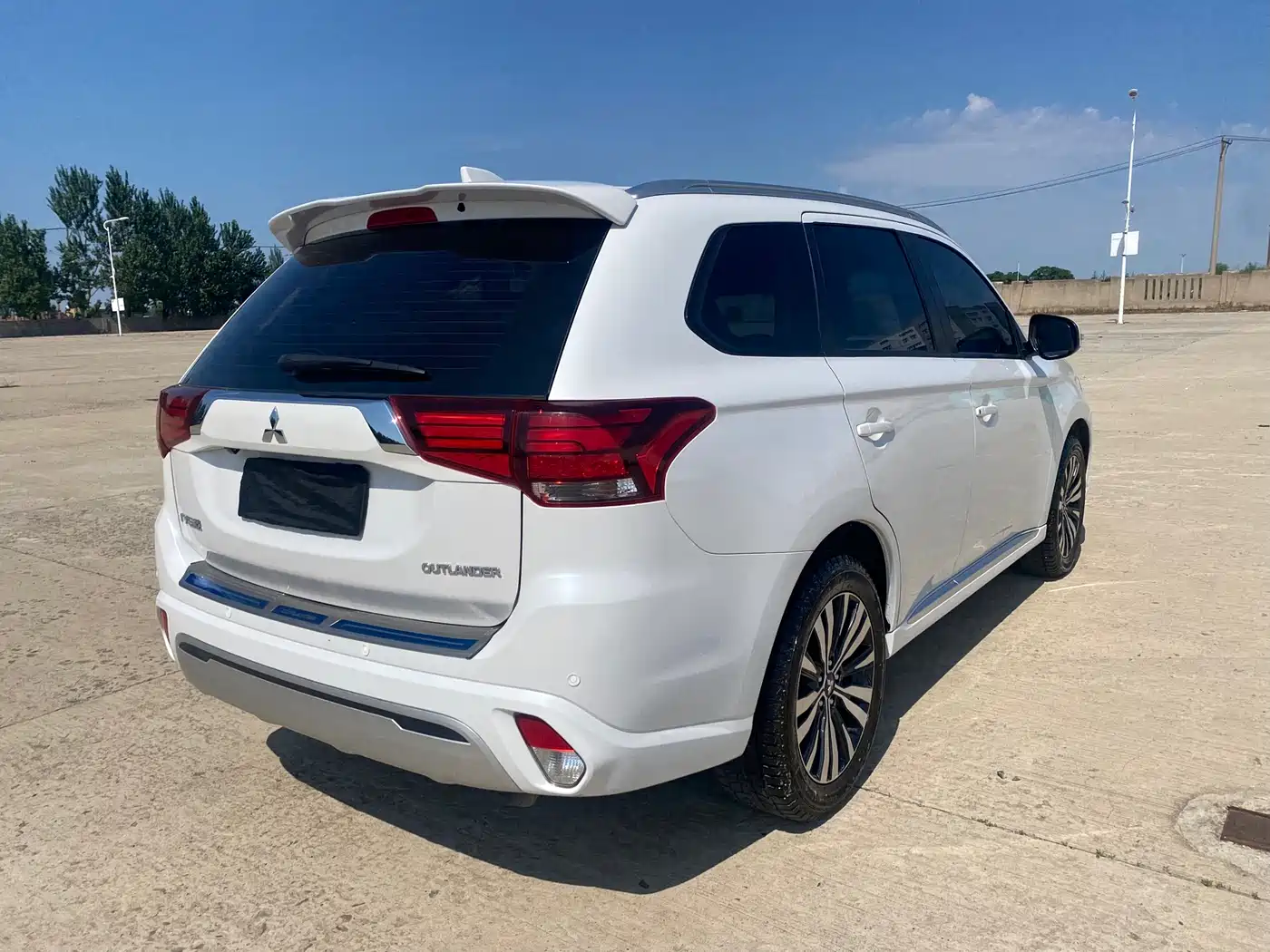 Mitsubishi Outlander 2022 2021 2.0L FWD Comfort Edition 5-seater