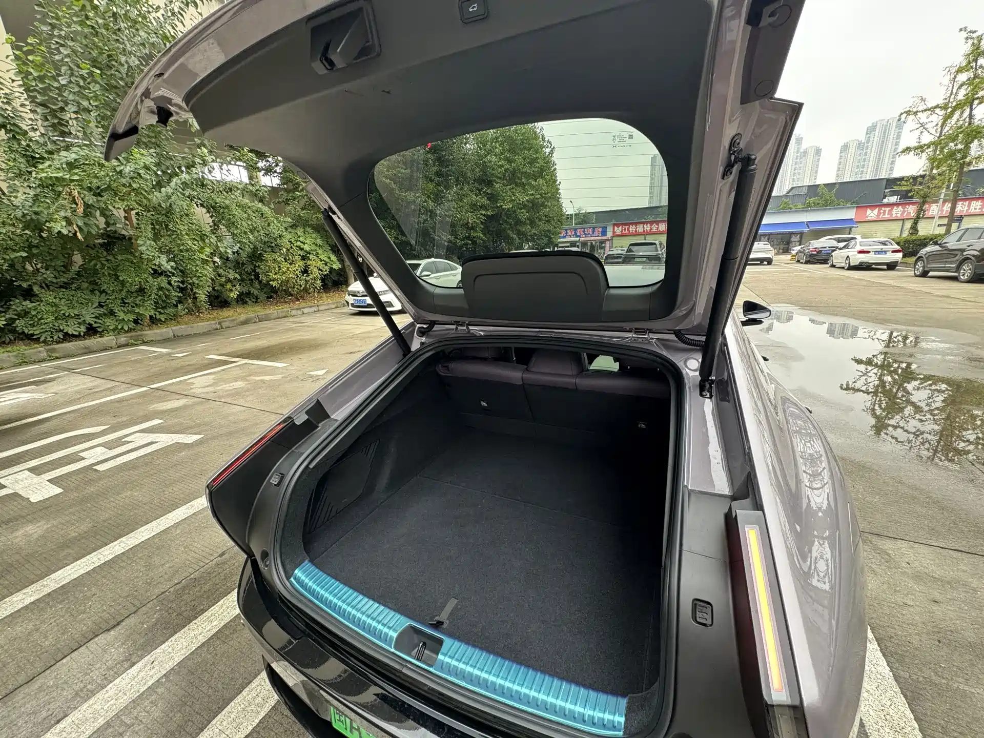 Фото 8 - XPeng P7
