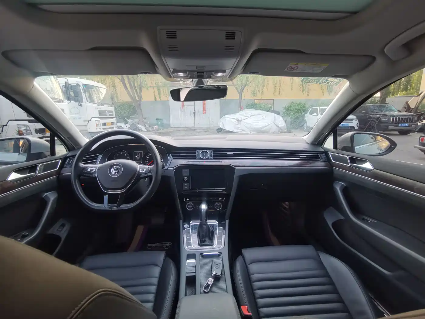 Volkswagen Magotan 2019 330TSI DSG Luxury Class China VI фото 6