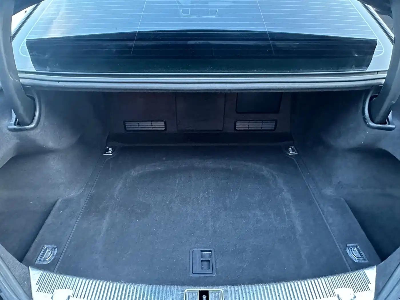 Audi A8 2013 A8L 45 TFSI quattro Comfort фото 14