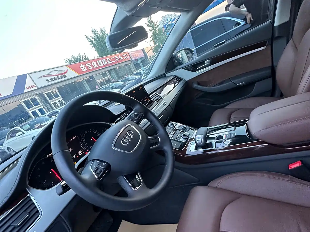 Audi A8 2013 A8L 45 TFSI quattro Comfort фото 19