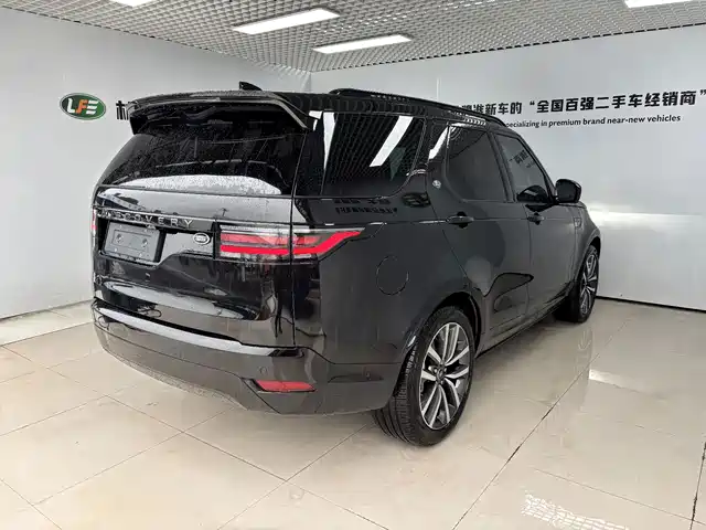 Land Rover Discovery 2024 360PS Dynamic SE — фото 5