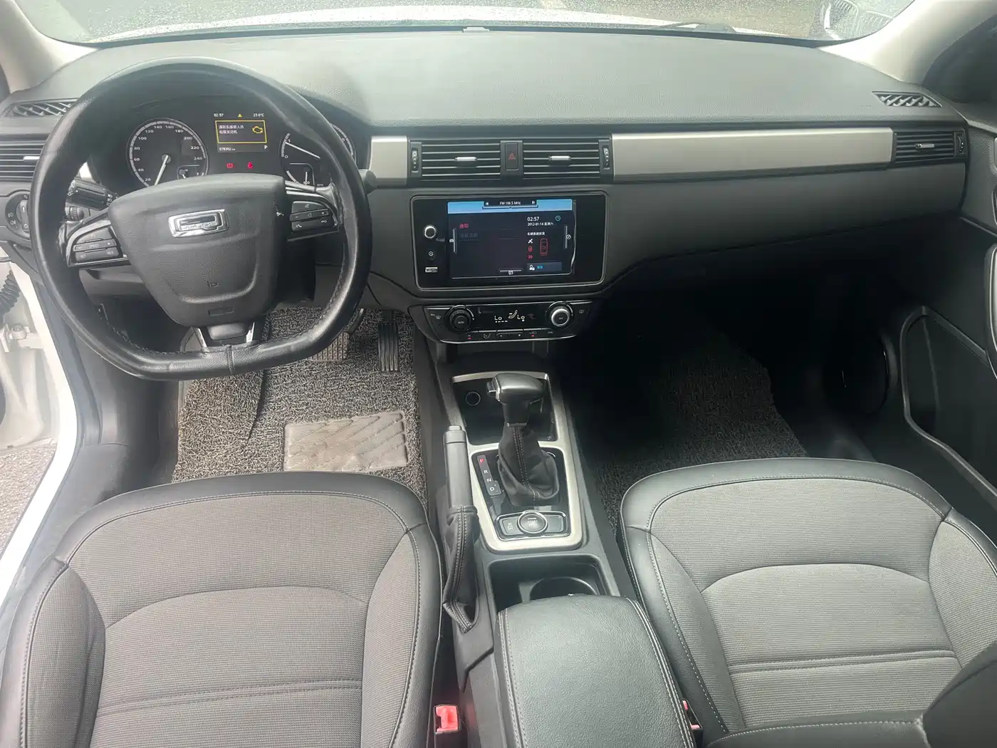 Qoros 3 2016 2016 Urban SUV 1.6T Automatic Zhiyue