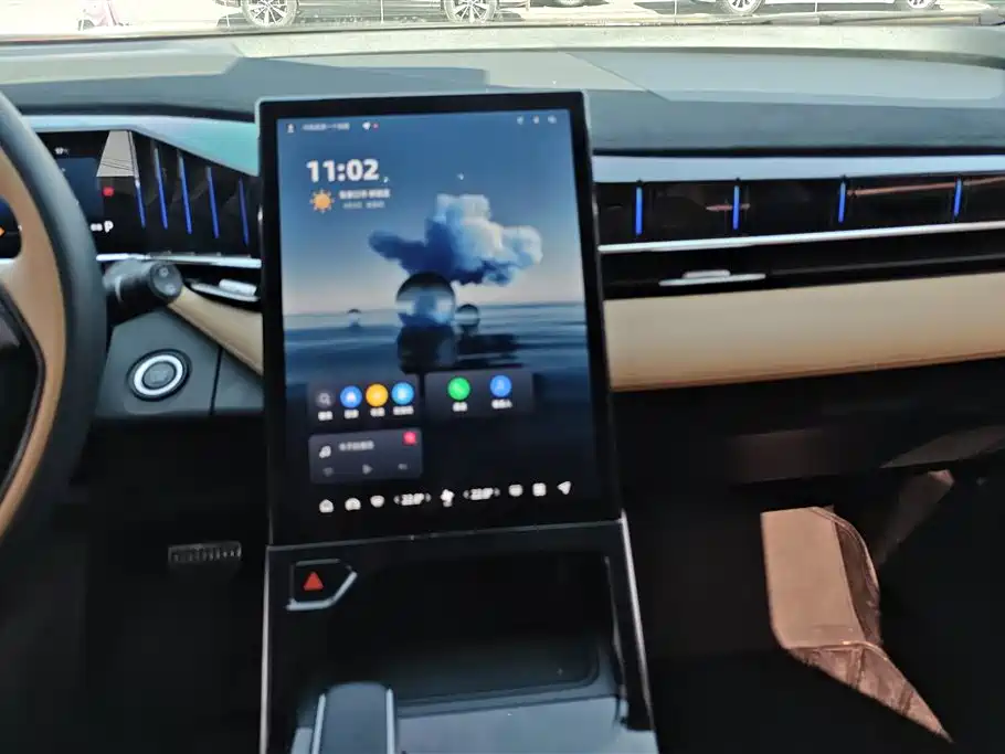 GEELY AUTOMOBILE BOYUE L