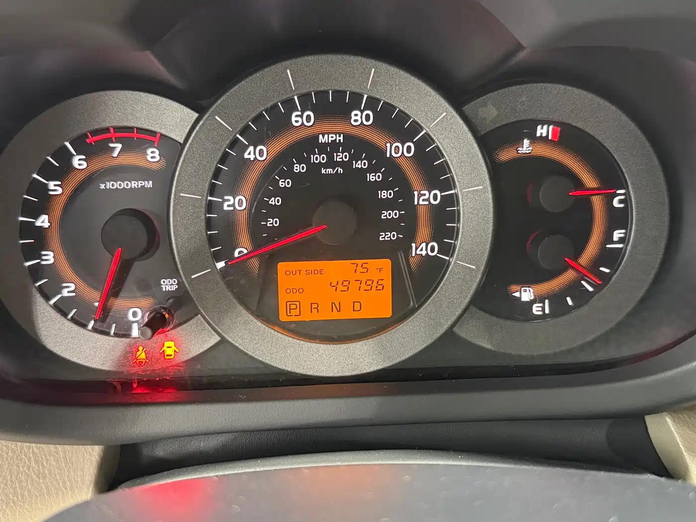 Toyota RAV4 (Import) 2006 2.4 Luxury фото 14