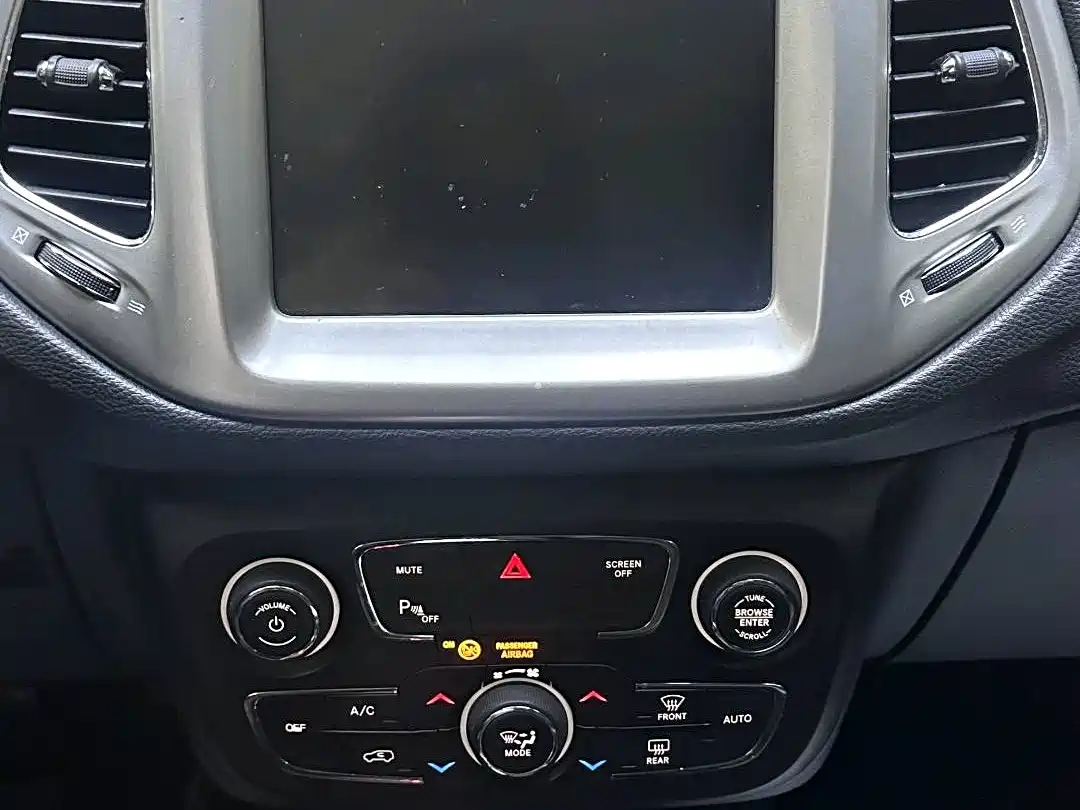JEEP GUIDE