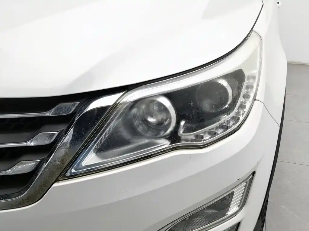 Baojun 560 2016 2016 1.8L Manual Comfort