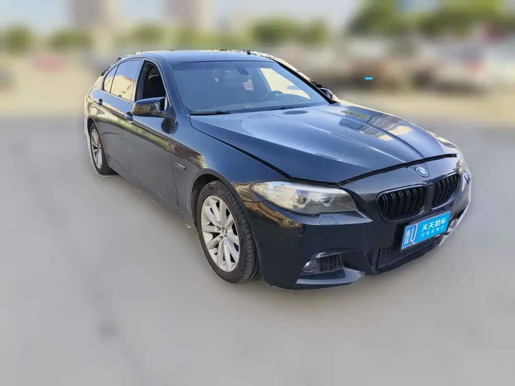 Фото 3 - BMW 5 Series
