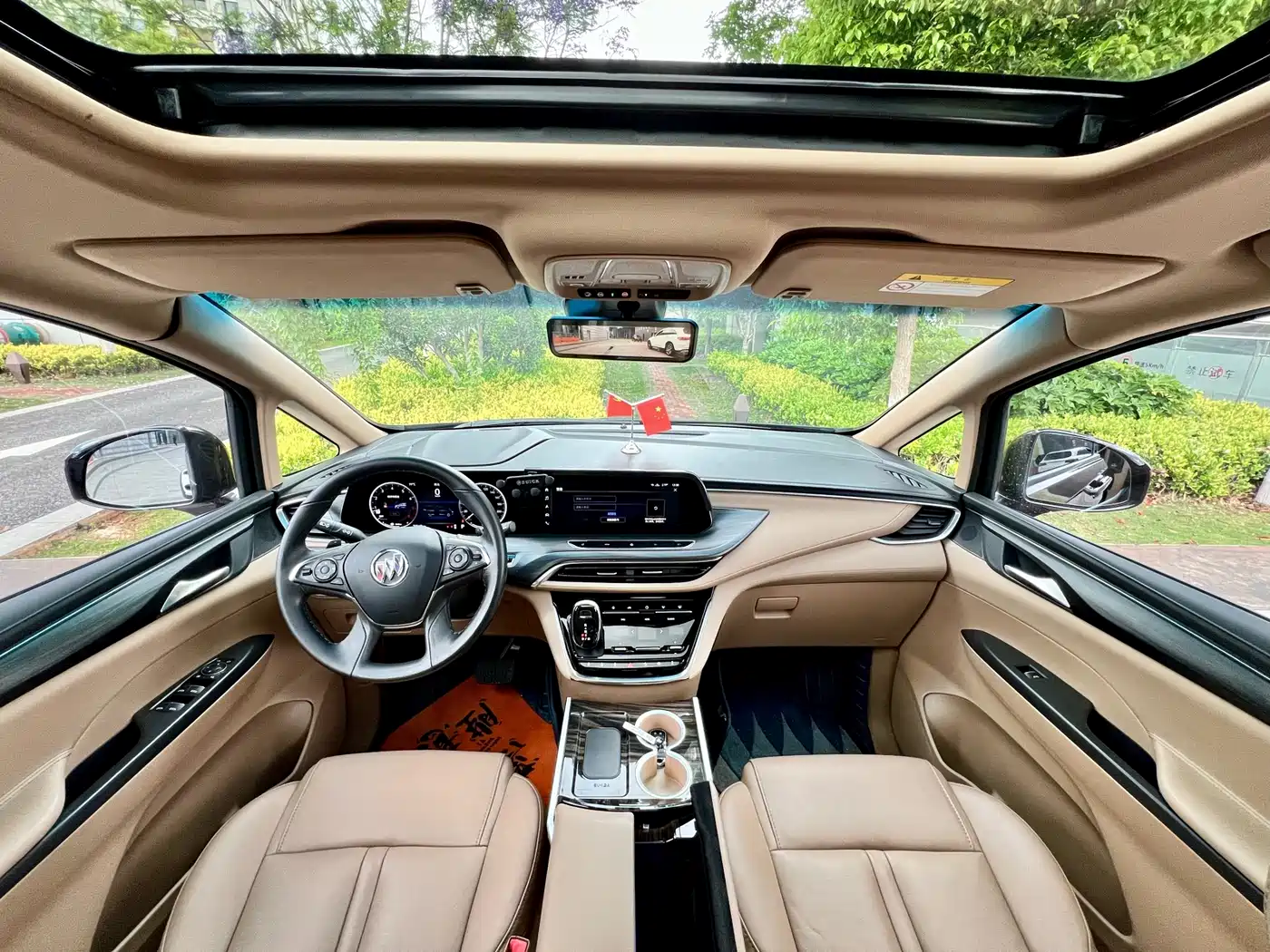 Buick GL8 2021 ES Landlord 653T Premium фото 10