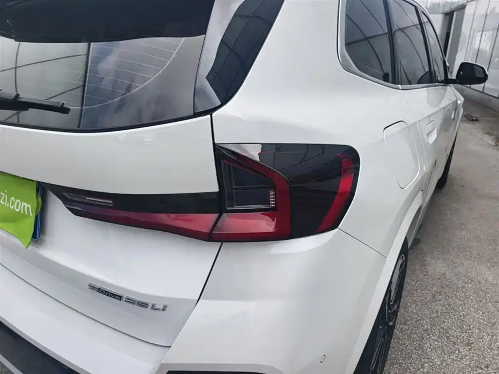 BMW X1 2024 sDrive25Li M Sport Package фото 24