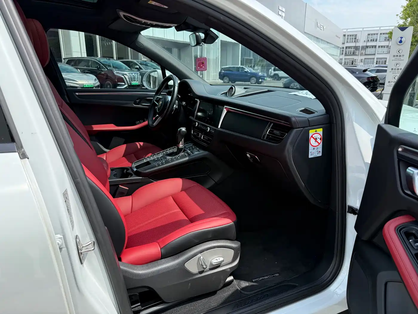 Porsche Macan 2020 Macan 2.0T фото 11
