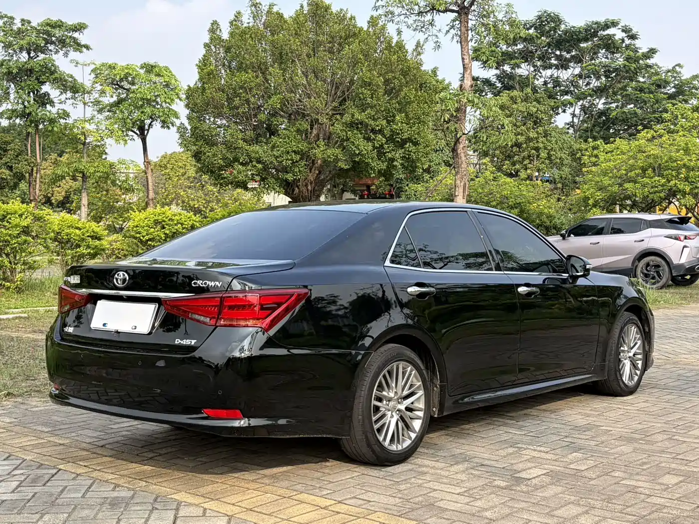 Toyota Crown 2015 2.0T Fashion фото 5