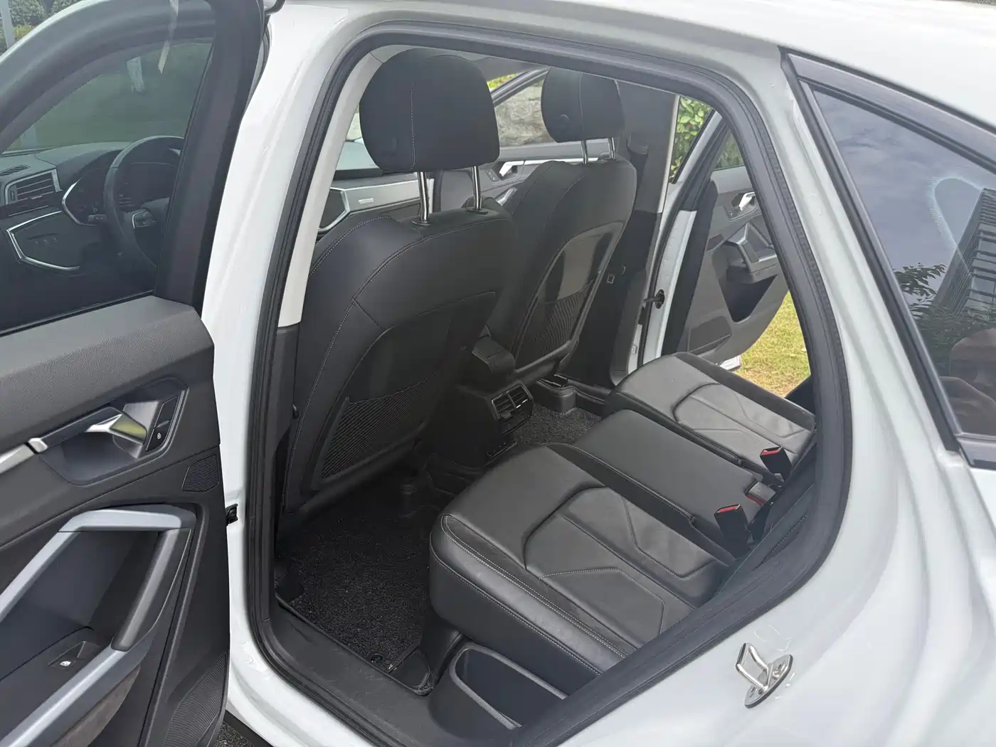 Audi Q3 Sportback 2022 40 TFSI Fashion фото 10
