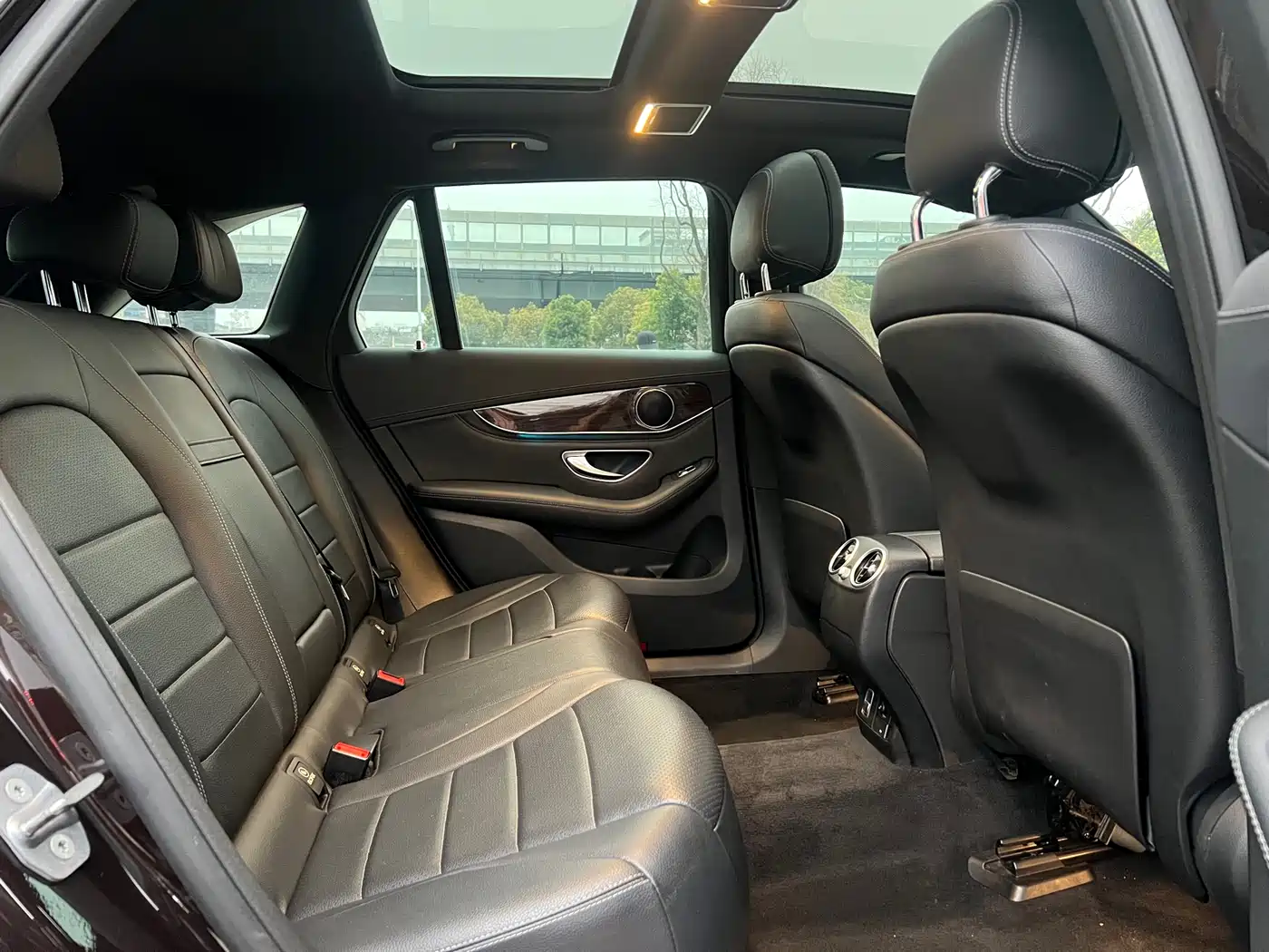 Mercedes-Benz GLC 2019 GLC 260 L 4MATIC Dynamic фото 9