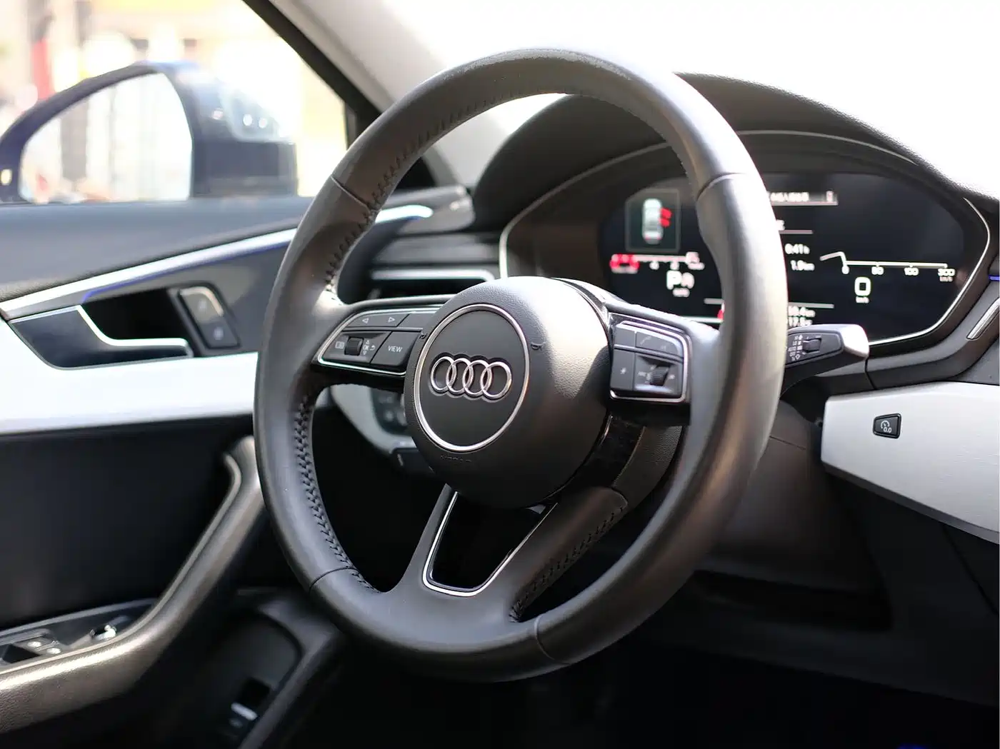 Audi A4L 2021 40 TFSI Premium Life Edition фото 5