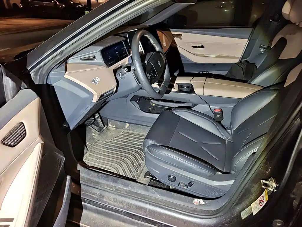 Deepal SL03 2023 2022 1.5L 1200 Range Extender Version