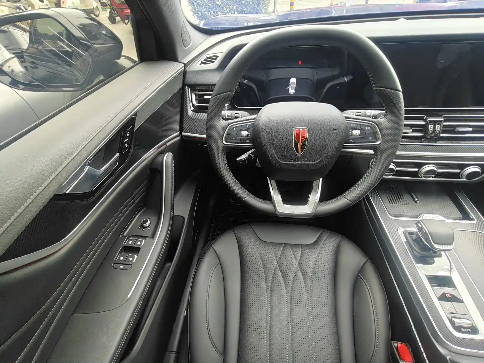 Фото 5 - Hongqi HS5