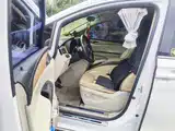 Фото 8 - Buick GL8