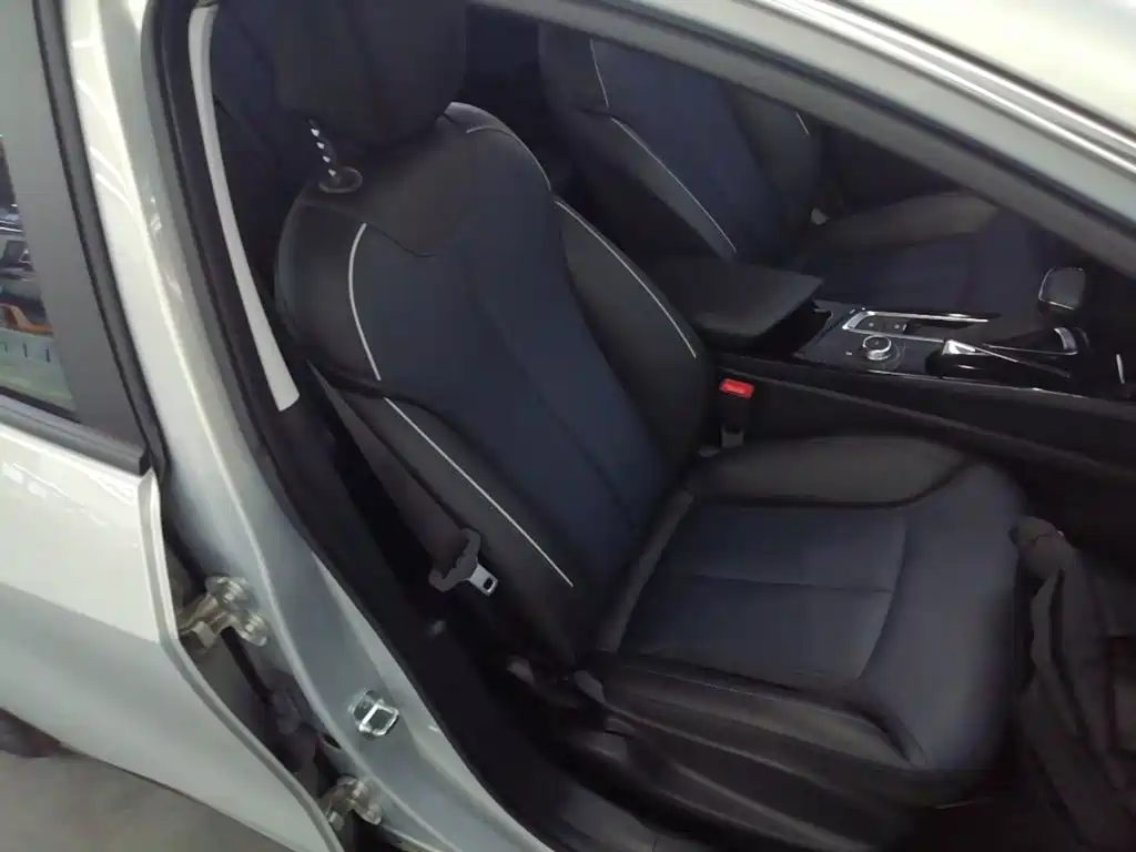 Buick Velite 6 2024 2024 Model 430km Premium Edition