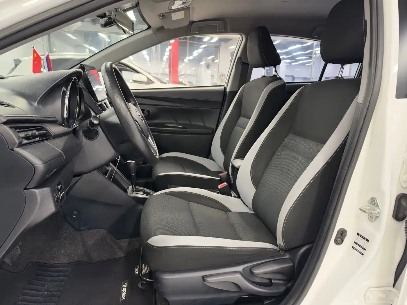 Toyota YARiS L Zhi Xuan 2022 Zhi Xuan X 1.5L CVT Luxury PLUS Edition фото 8