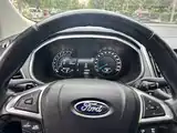 Фото 14 - Ford Edge