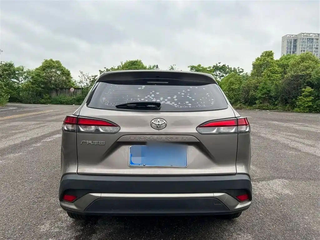 Toyota Frontlander 2022 2.0L CVT Luxury Edition фото 6