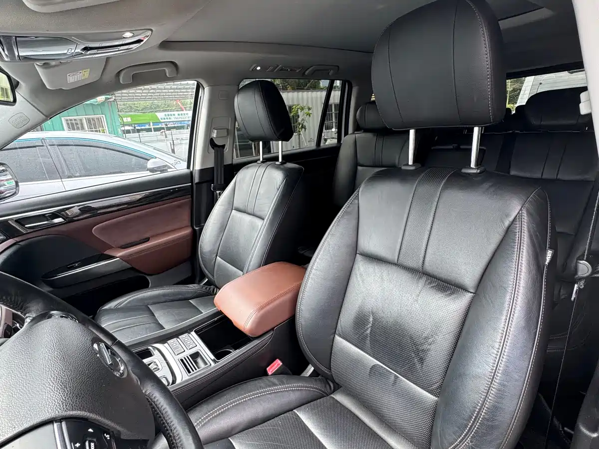 GAC Trumpchi Trumpchi GS8 2017 320T 2WD Luxury Smart Connect (7-seater) фото 8