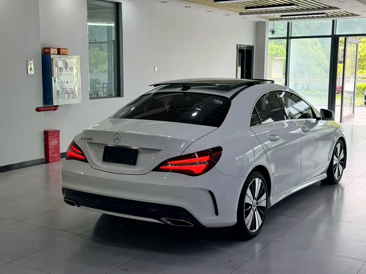 Mercedes-Benz CLA (Import) 2017 Facelift CLA 200 Style фото 4