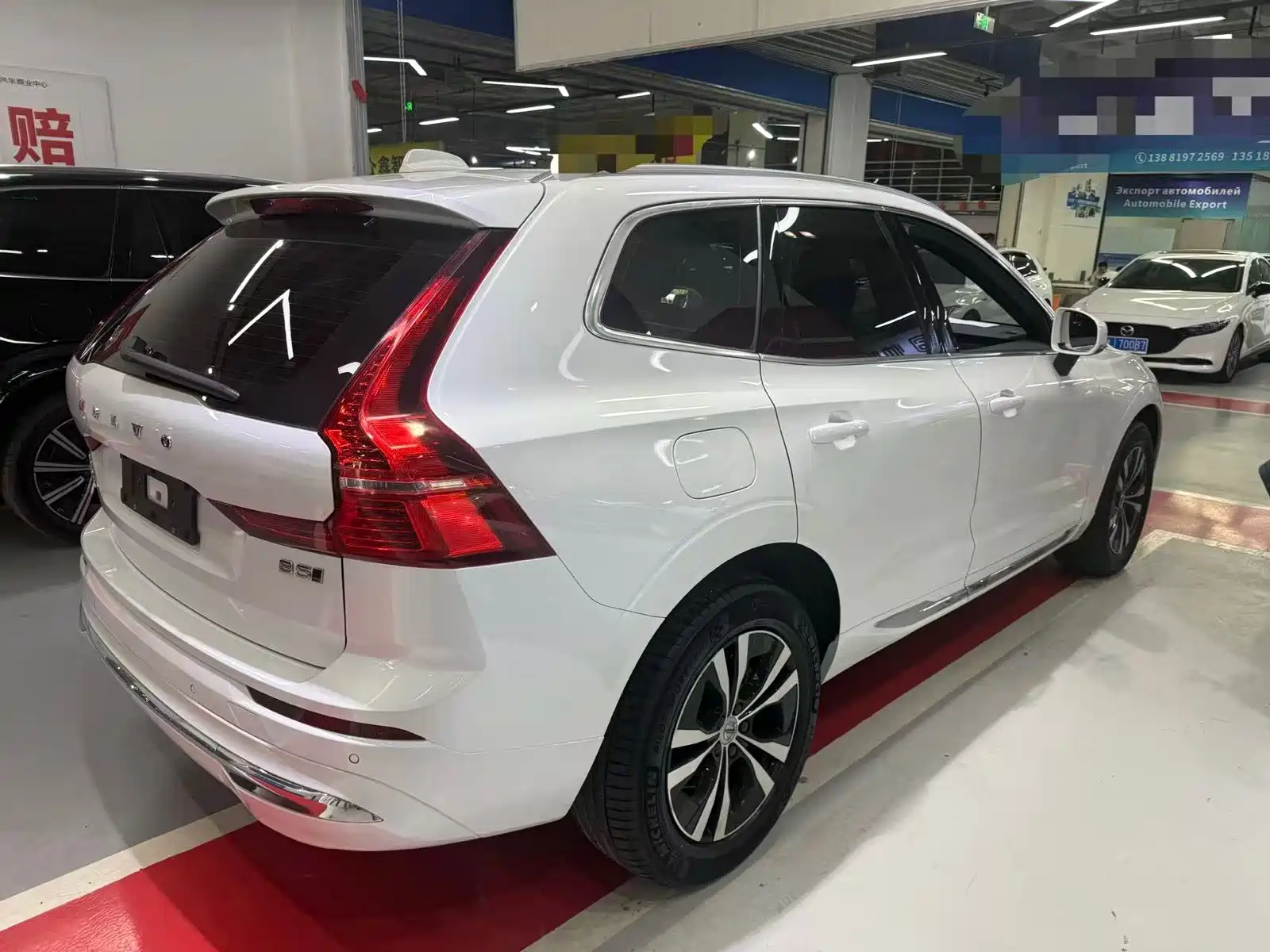 Фото 8 - Volvo XC60