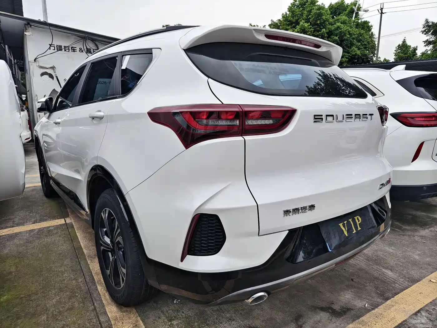 Soueast DX8S 2023 2022 1.5T DCT Gulf Edition 7-Seater