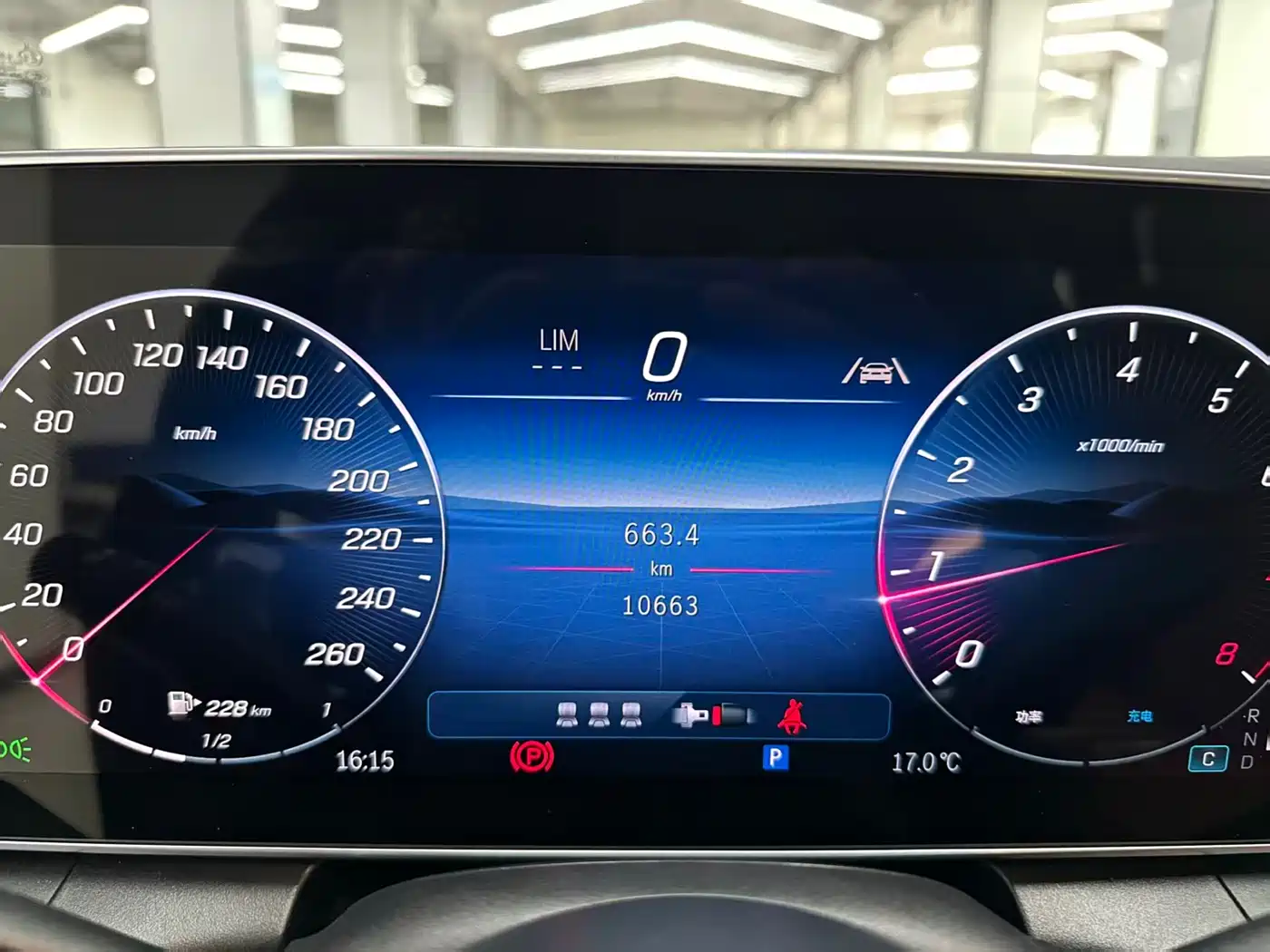 Mercedes-Benz GLC 2025 Facelift GLC 300 L 4MATIC Dynamic 5-seater фото 9