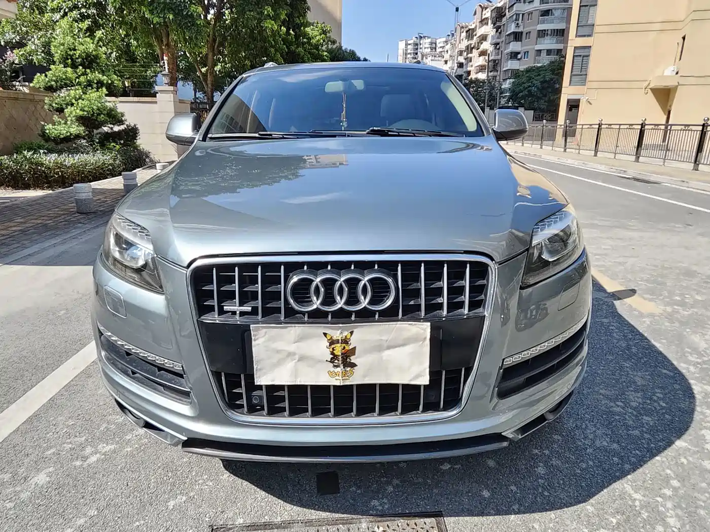 Photo 2 - Audi Q7