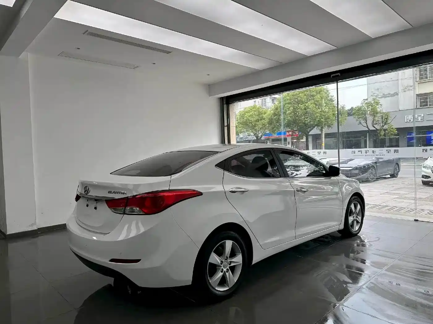 Фото 9 - Hyundai Langdong