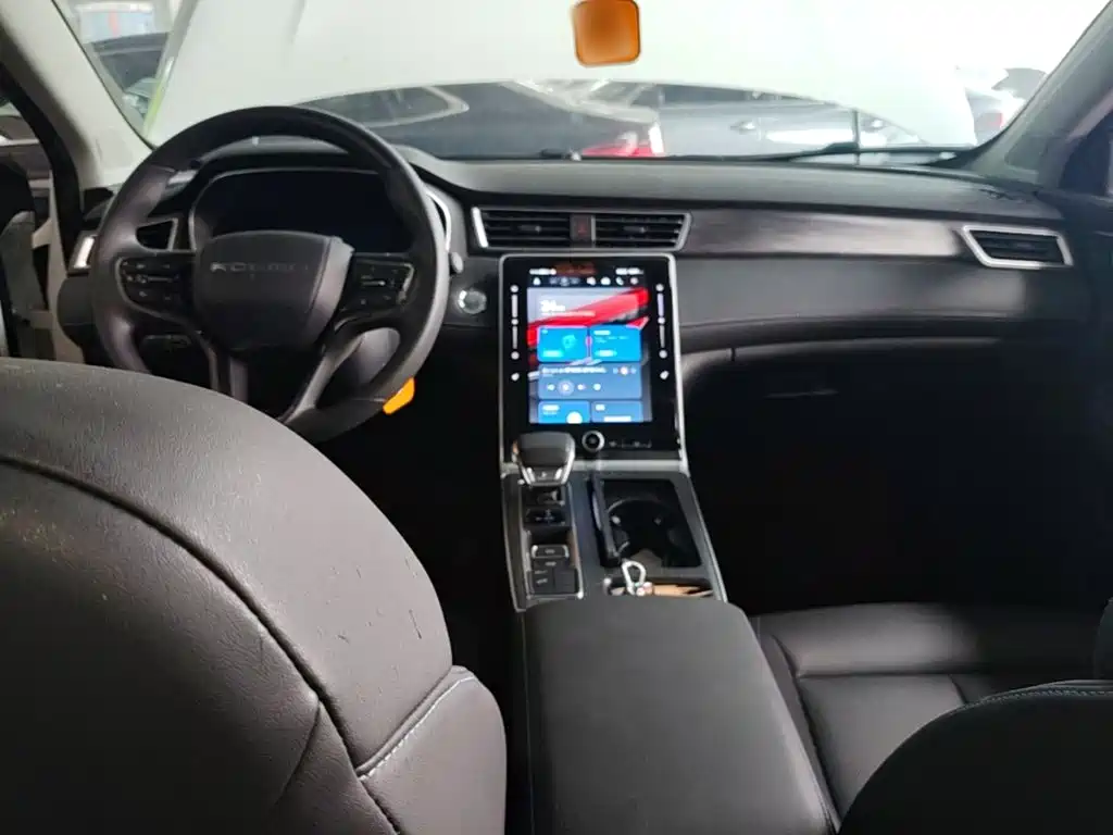 Roewe RX5 2025 2025 PLUS 330TGI Auto Trend-Setting Smart Edition