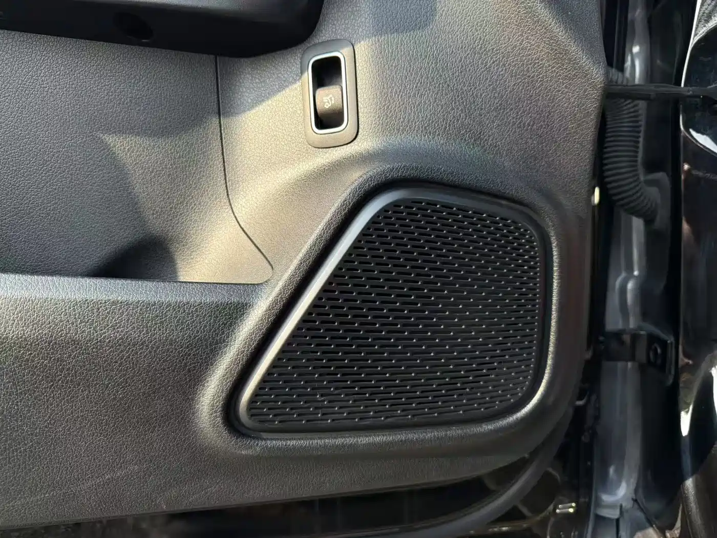 Mercedes-Benz GLB 2020 GLB 200 Dynamic фото 12