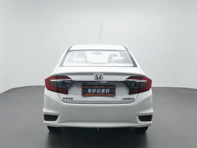 Honda Greiz 2016 1.5L CVT Classic Edition — фото 4