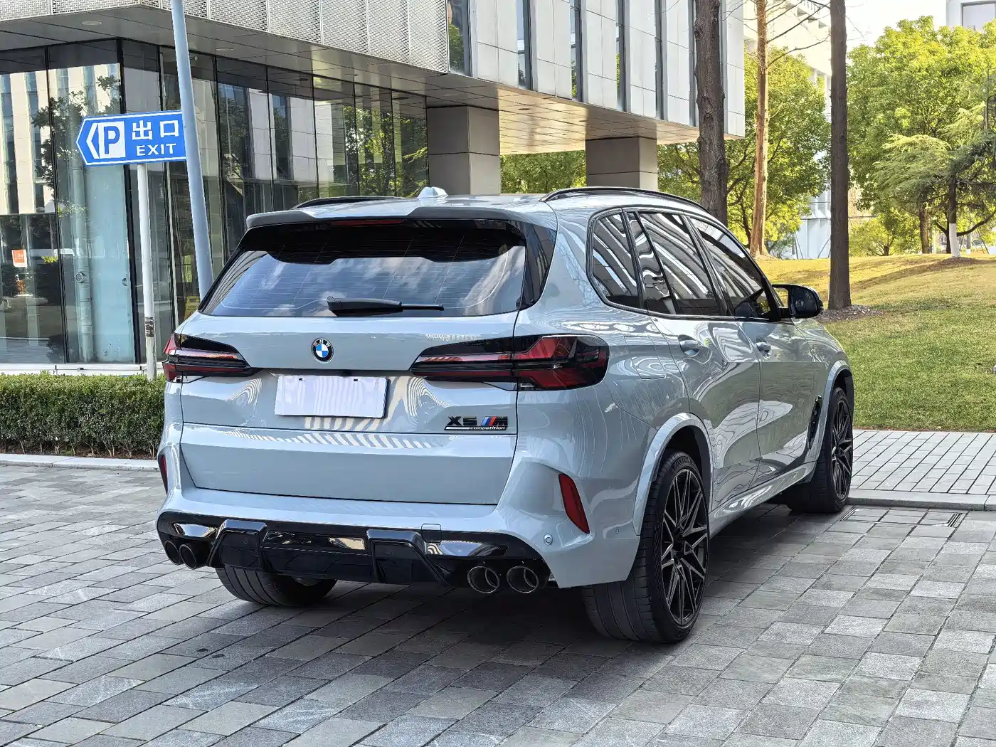 BMW X5 M 2023 Model X5 M Thunder Edition фото 46