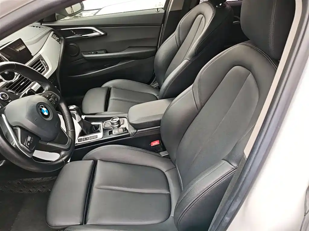 BMW 1 Series 2017 120i Design Package фото 15