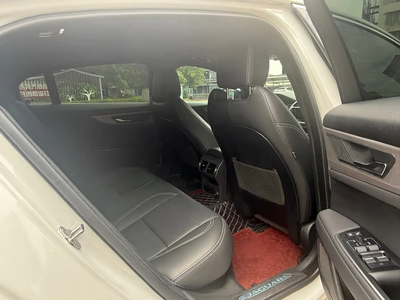 Jaguar XEL 2020 2.0T 200PS R-DYNAMIC Youth Sport Edition фото 9