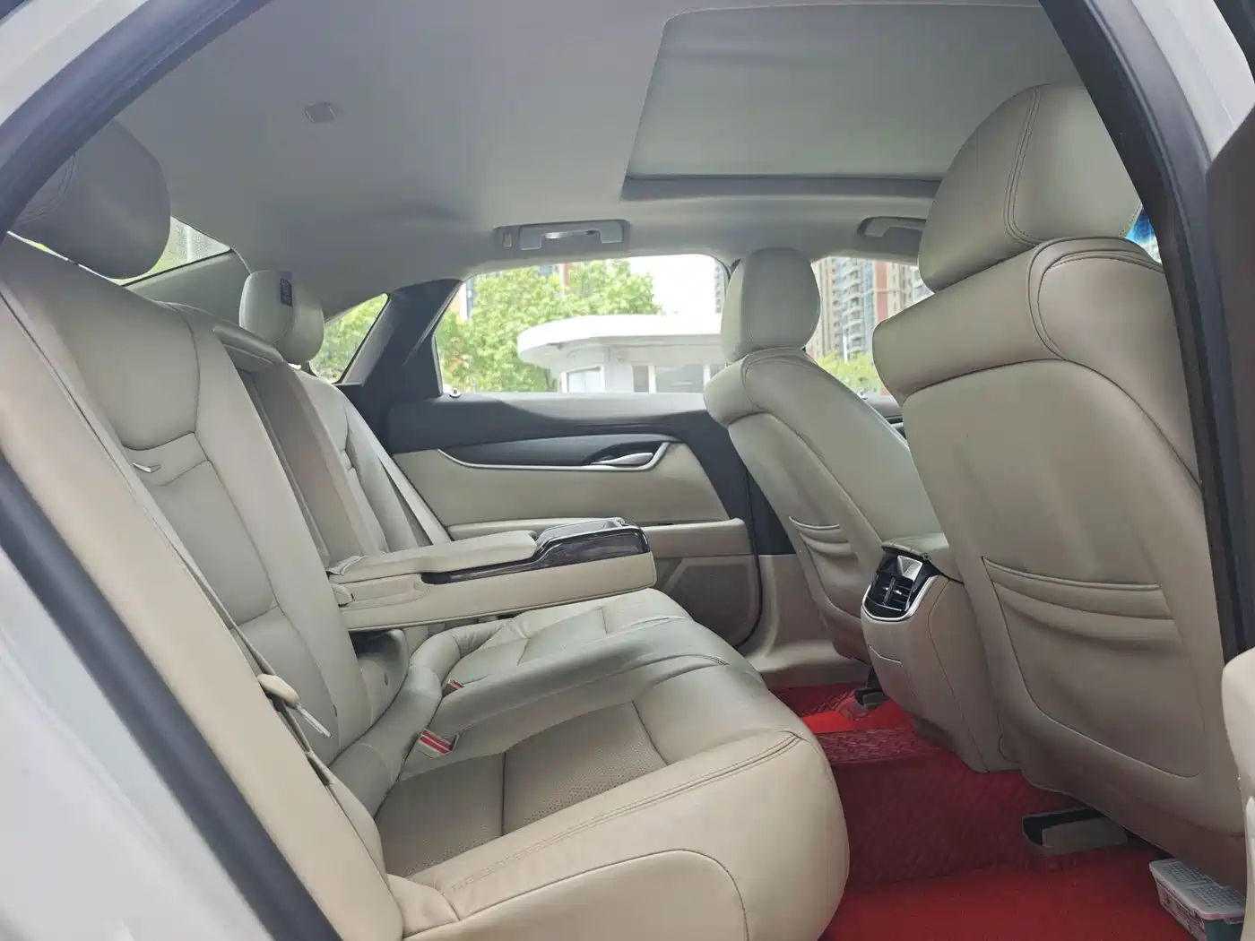 Photo 12 - Cadillac XTS