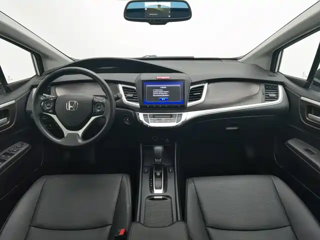 Honda Jade 2016 1.8L CVT Luxury Version 5-seater — фото 5