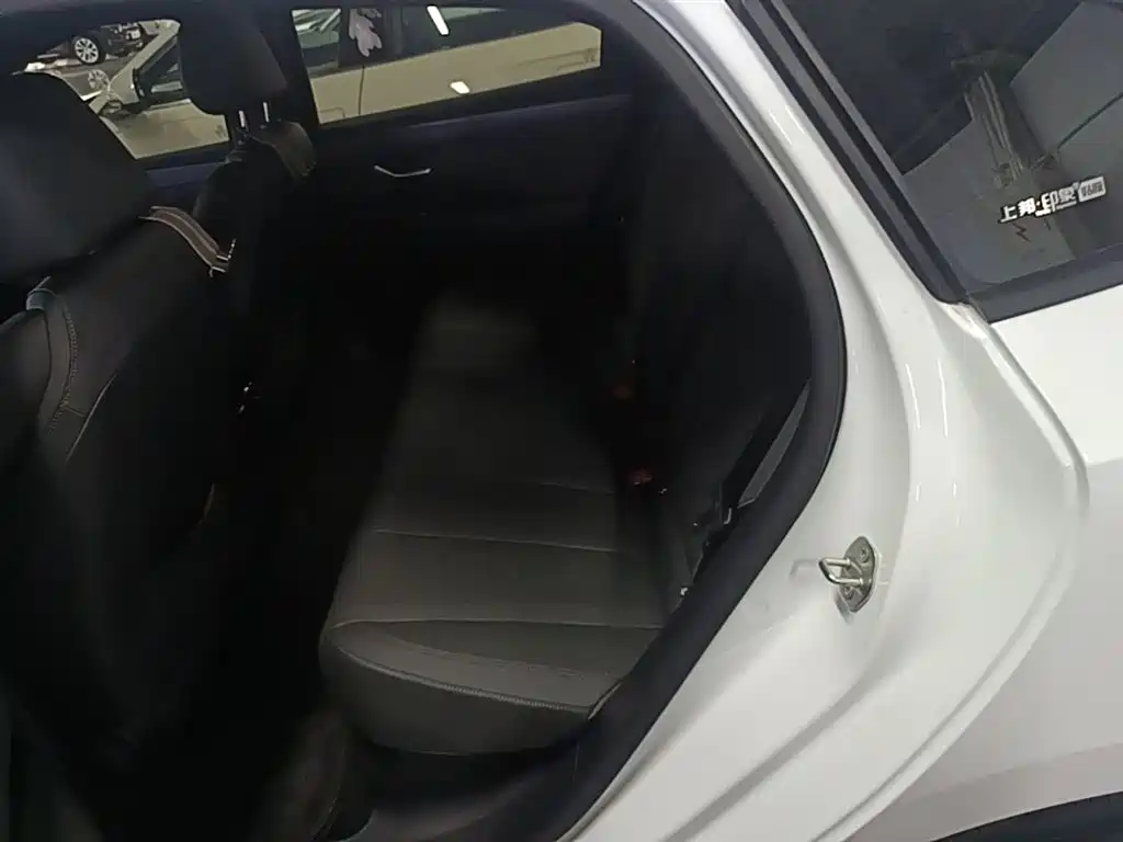 BYD Qin PLUS 2025 DM-i Smart Drive 55KM Leader фото 17