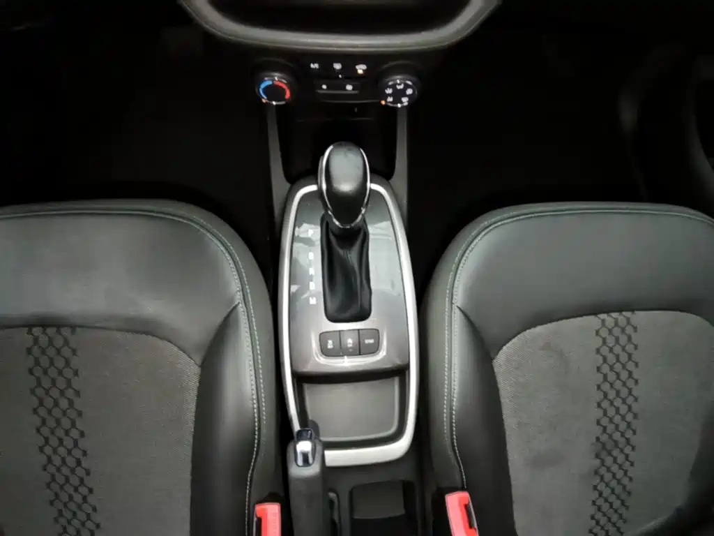 Chevrolet Lova RV 2019 2018 1.5L Automatic Smart