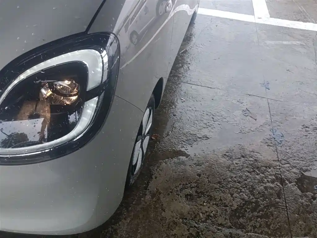 Wuling Motors Hongguang MINIEV 2026 2025 4-Door Advanced