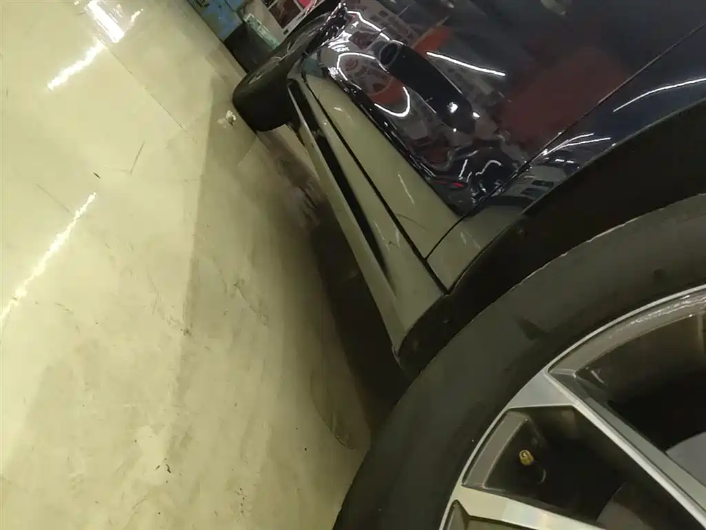 BYD Qin PLUS 2024 Glory Edition DM-i 55KM Leading фото 21