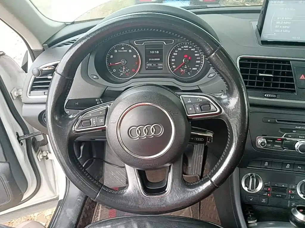 Фото 11 - Audi Q3