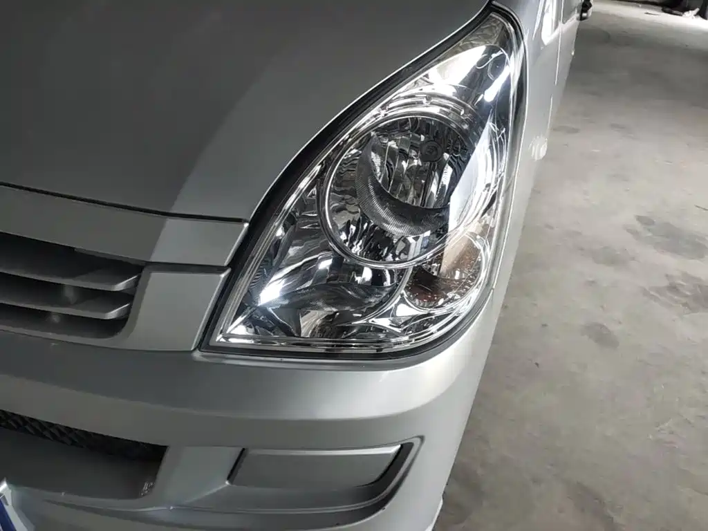 Wuling Motors Wuling Rongguang S 2022 2021 Model 1.2L Basic 7-Seater LSI